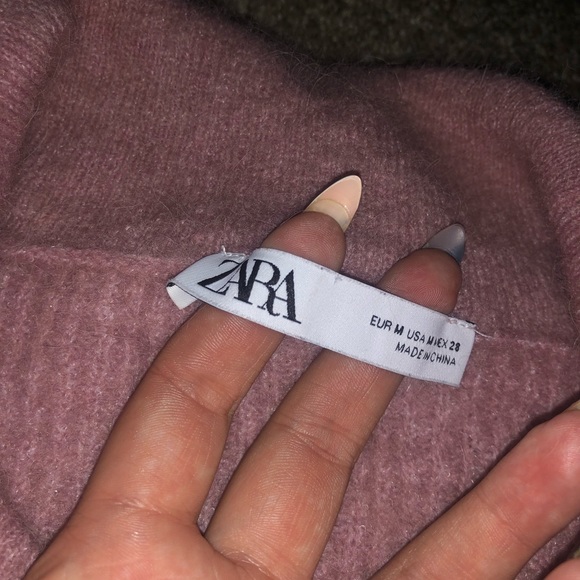 Pink Sweater - Picture 4 of 5